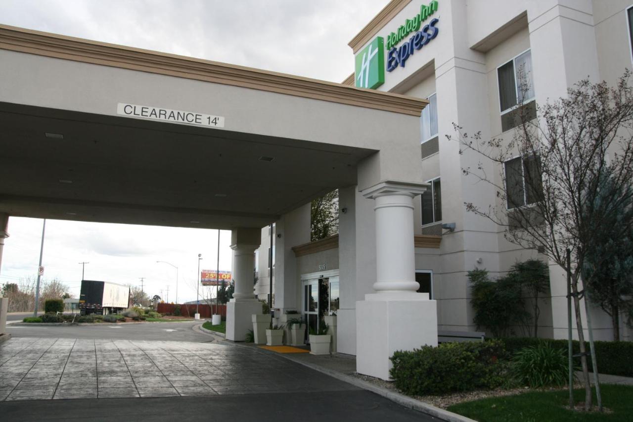 Holiday Inn Express Stockton Southeast By Ihg Buitenkant foto